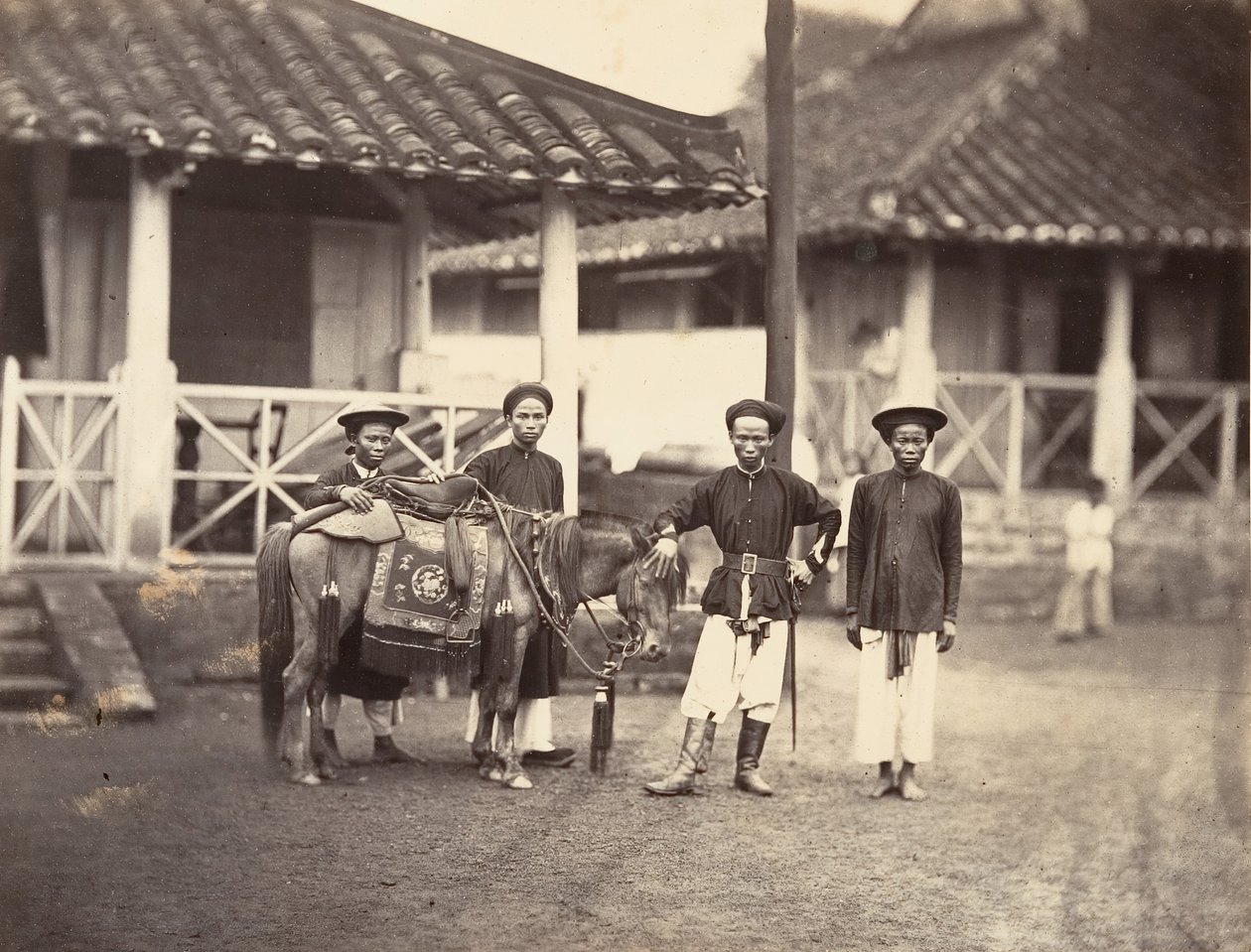 Ata binen zengin Annamite, Cochinchina, 1866. by Emile Gsell