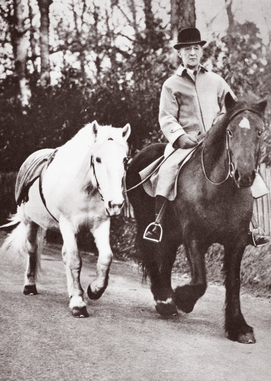 George, Midilliye Karşı, Sporcu, 1936 by English Photographer