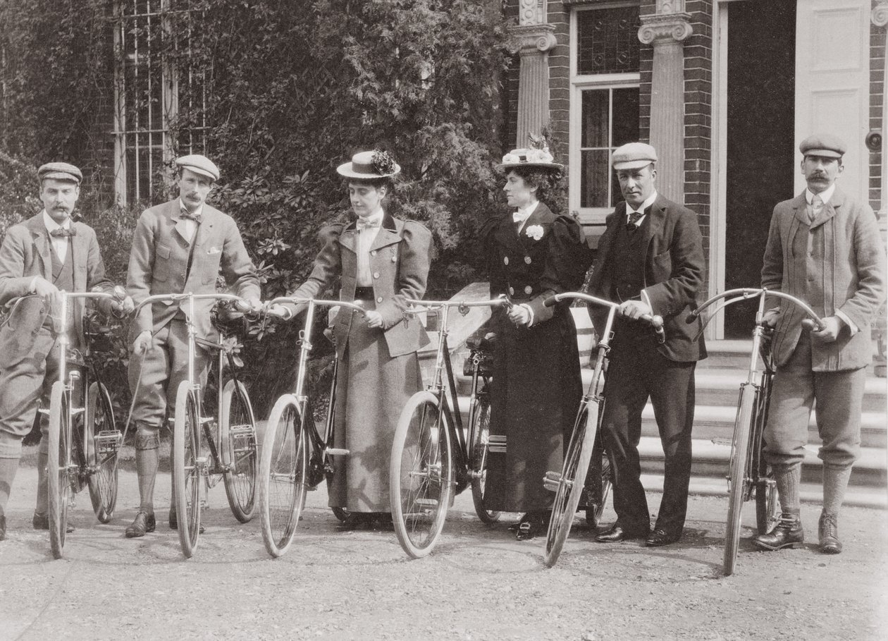 Edward dönemi bisikletçileri grubu, 1900