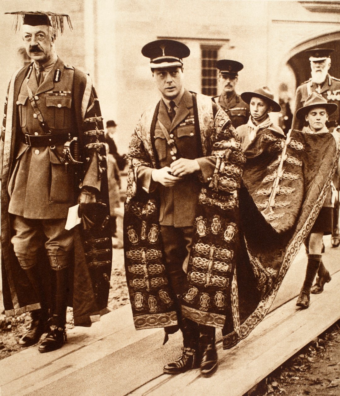 King Edward VIII, Galler Üniversitesi Şansölyesi olarak, Bangor, 1923 by English Photographer