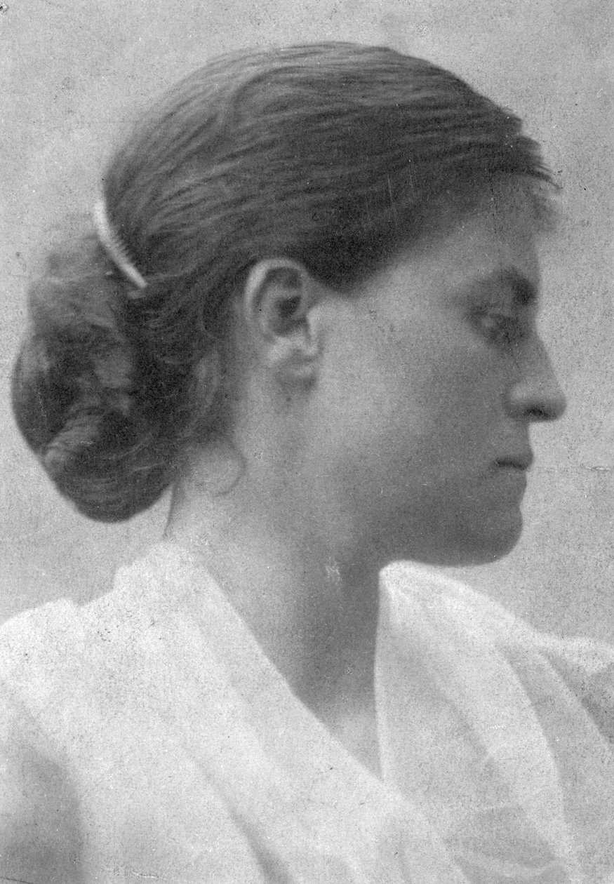 Leydi Beatrice Thynne by English Photographer