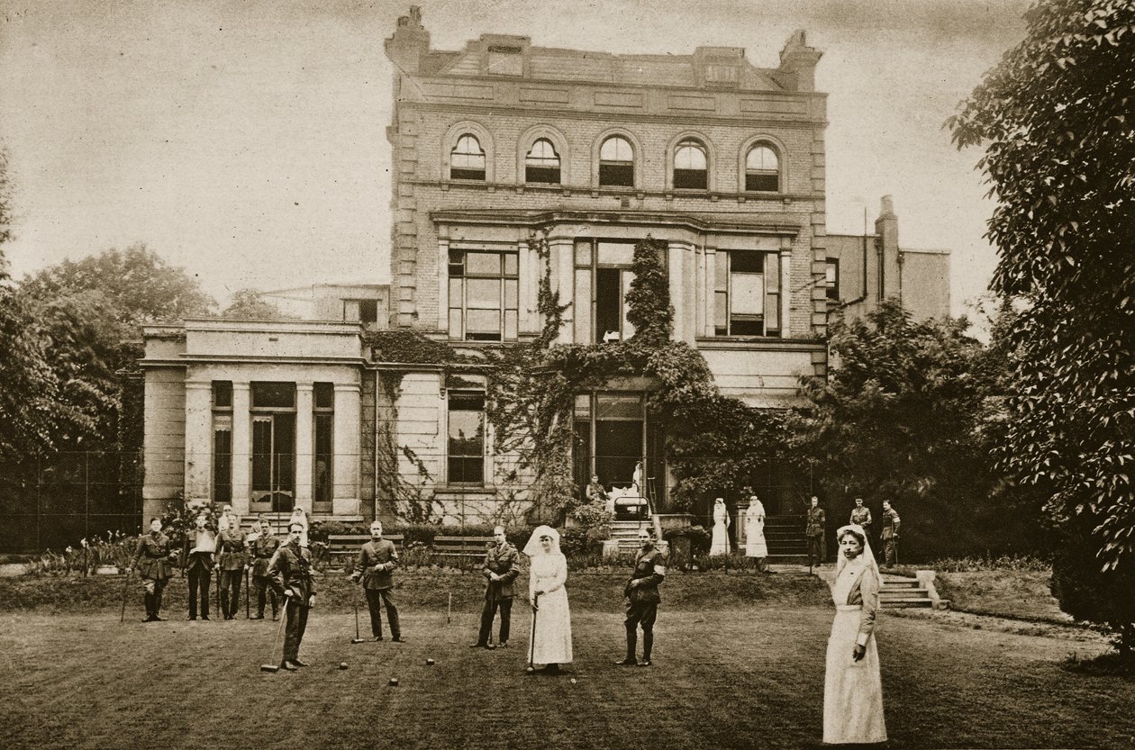 Pembroke Lodge, Kensington, Londra, 1914-19 by English Photographer