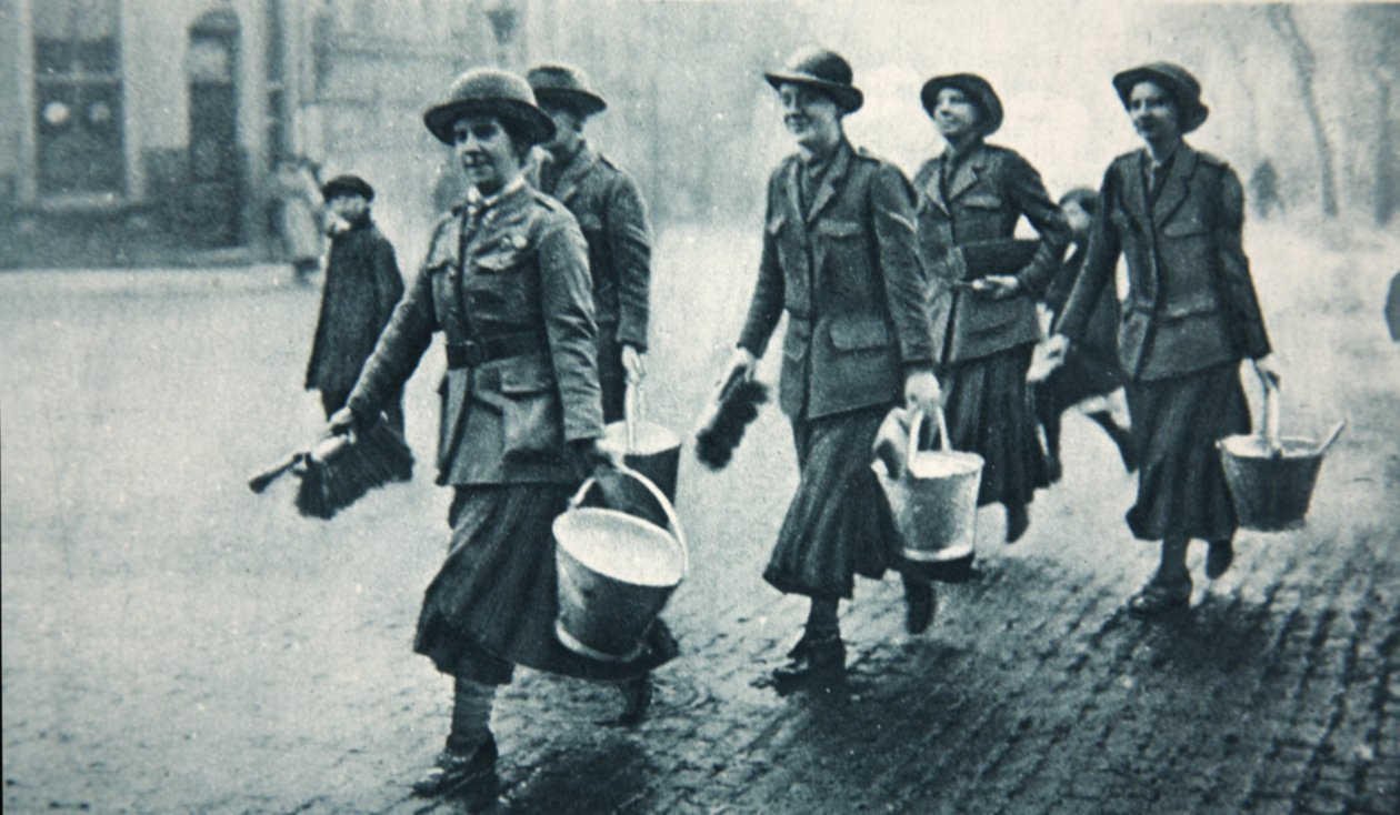 Karanlık sokaklarda pratik koruma, The Illustrated War News, Ocak 1917