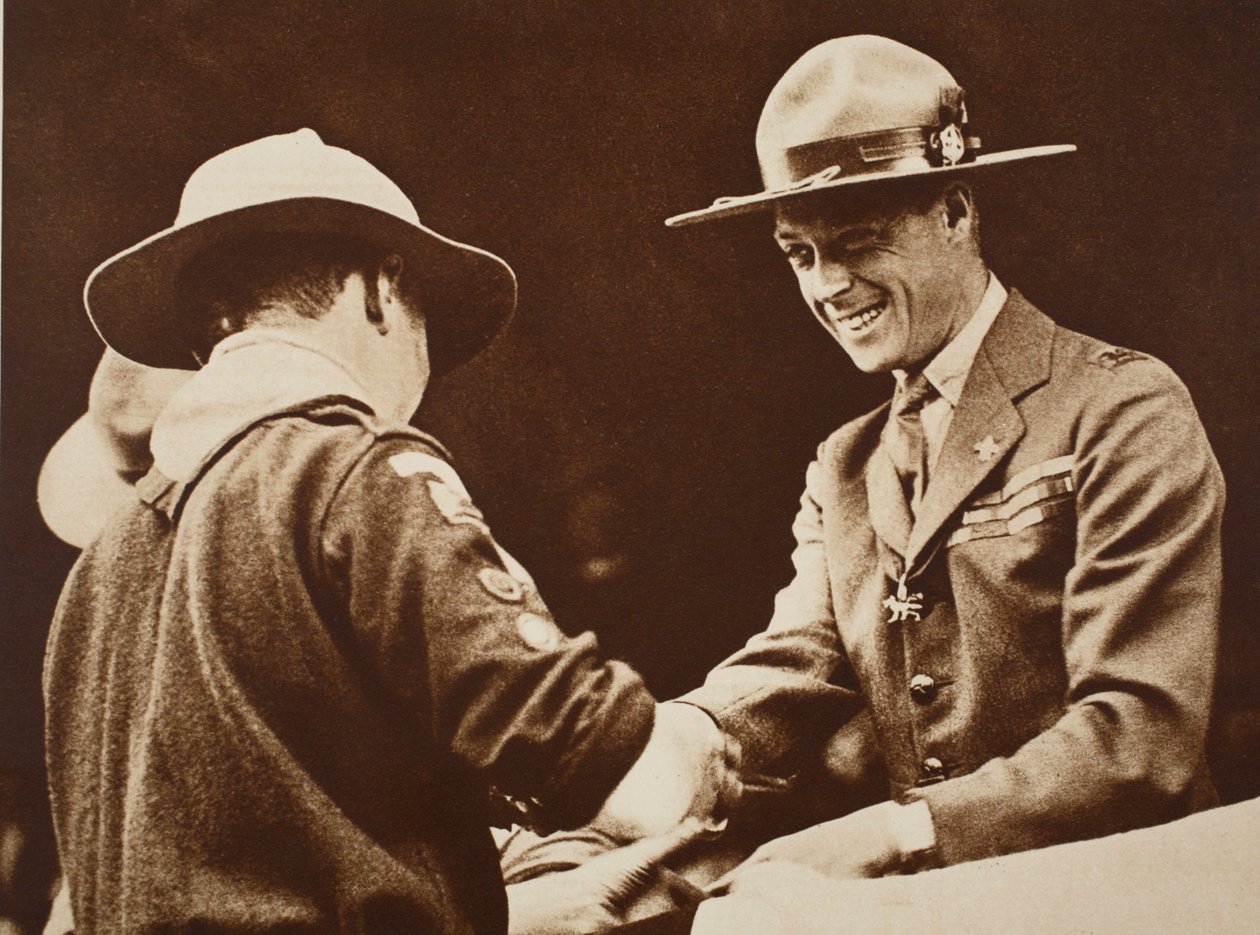 Galler Baş İzci ile Prens Edward, 1926 by English Photographer