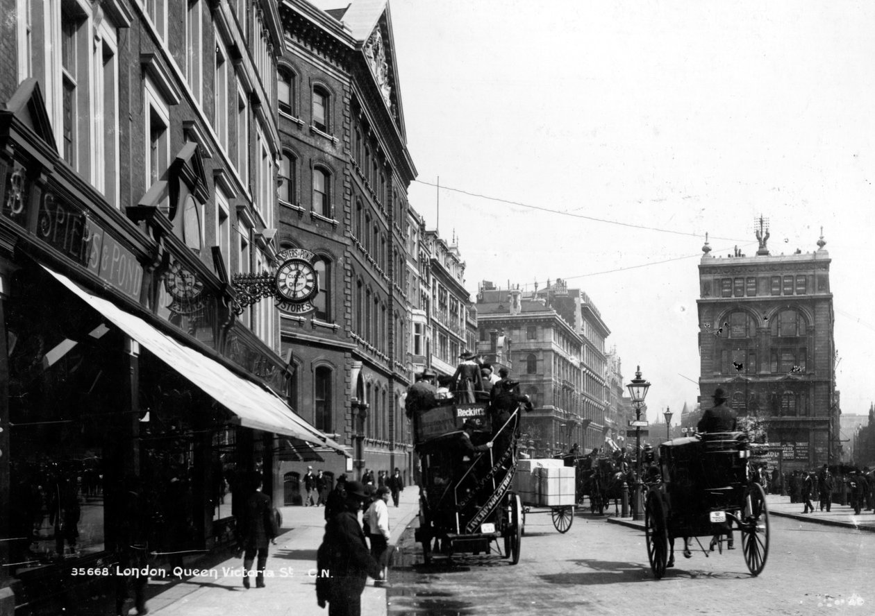 Kraliçe Victoria Caddesi, Londra, 1891 dolayları by English Photographer