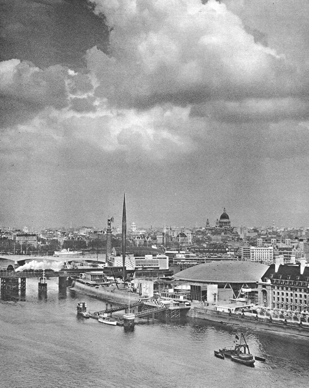 Güney Bankası, 1951 by English Photographer