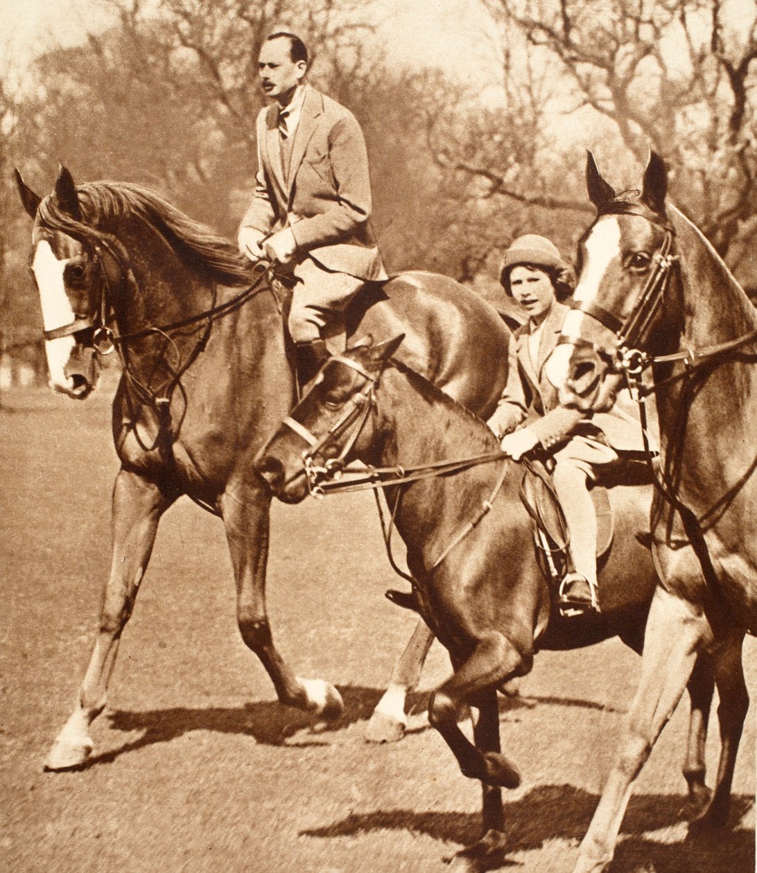 Windsor Great Park'ta Prenses Elizabeth ile Binme Gloucester Dükü by English Photographer