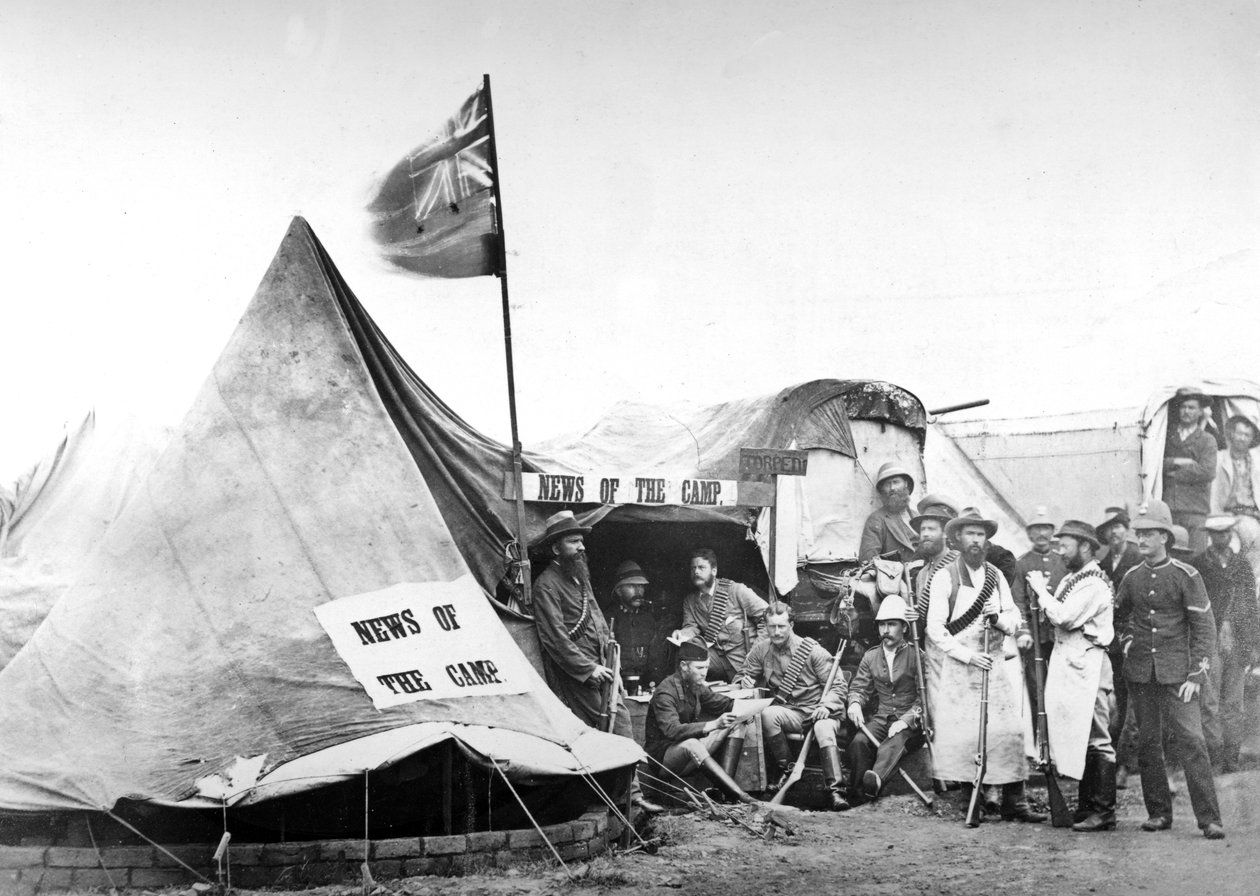 Kamp Haberleri Yayıncıları ve Editör Daireleri, c.1880-81 by English Photographer