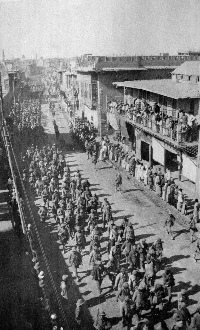 Türk savaş esirleri, Bağdat, 1916-17 by English Photographer