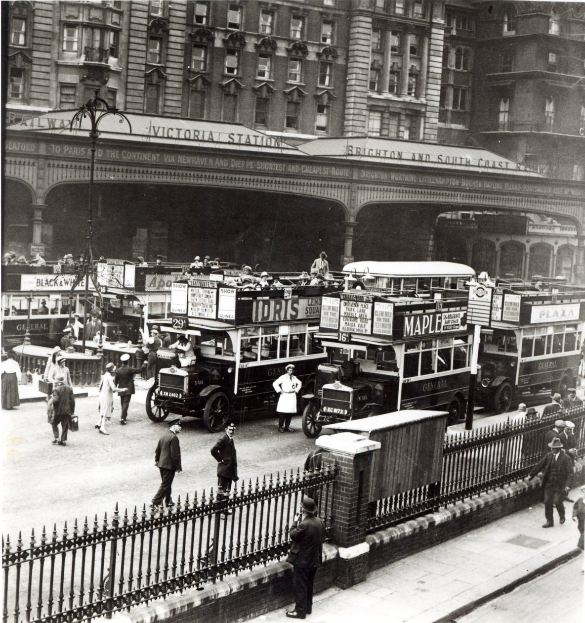 Victoria İstasyonu, 1920