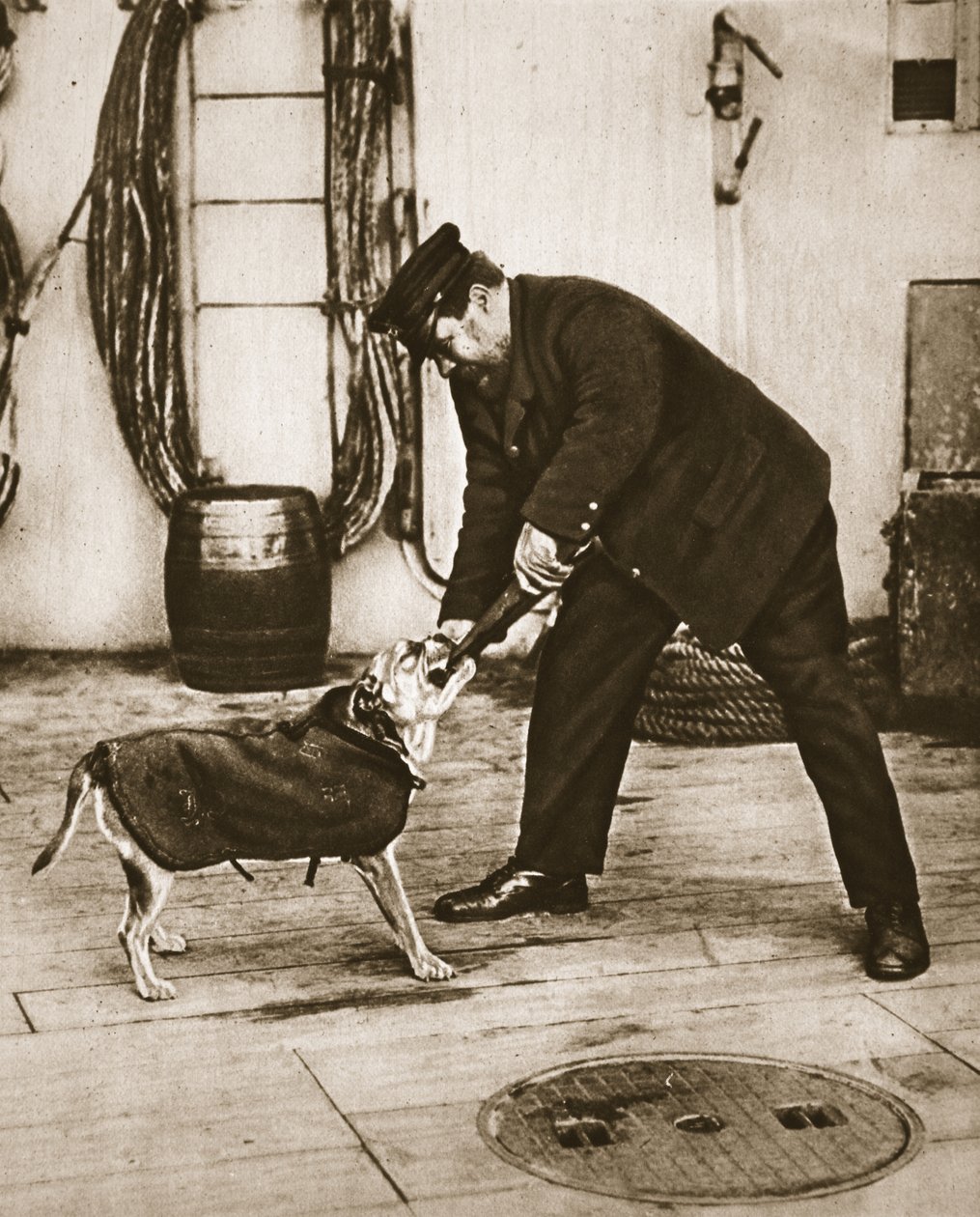 Neye Sahip Olduğumuzu İyi Tutun!, The Illustrated War News, Şubat 1917