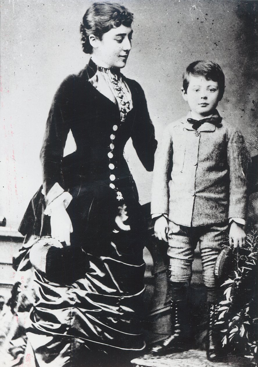 Winston Churchill, annesi Leydi Randolph Churchill ile by English Photographer