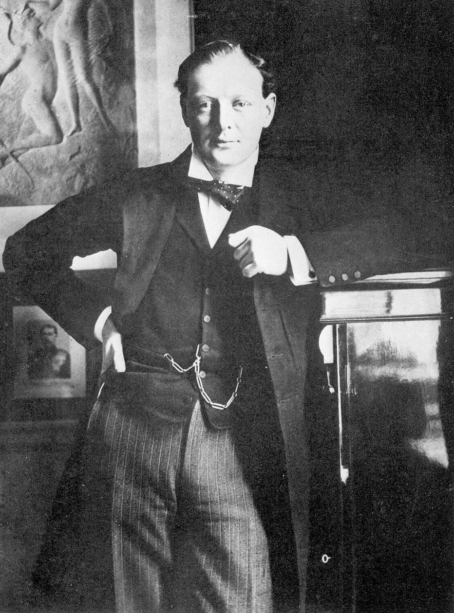 1904 yılında Winston Spencer Churchill by English Photographer