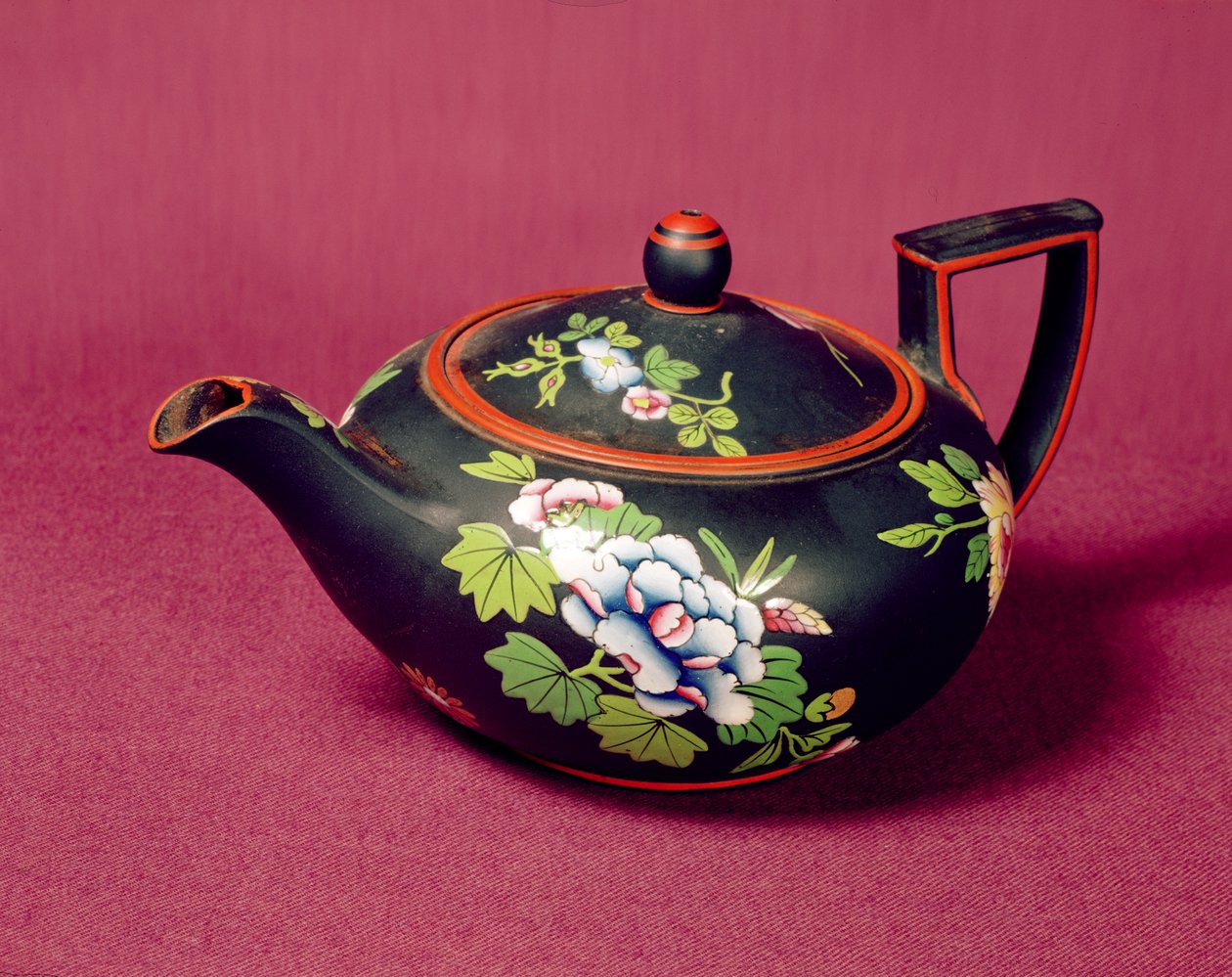 Siyah bazalt Wedgwood çaydanlık, çiçeklerle emaye, c.1840-50 (taş eşya) by English School