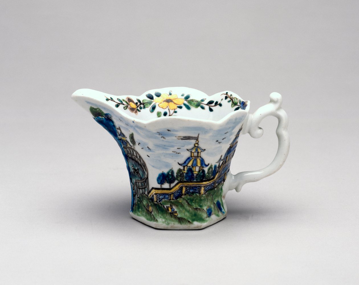 Krem bot, Worcester Porselen, c.1755-58 (porselen) by English School