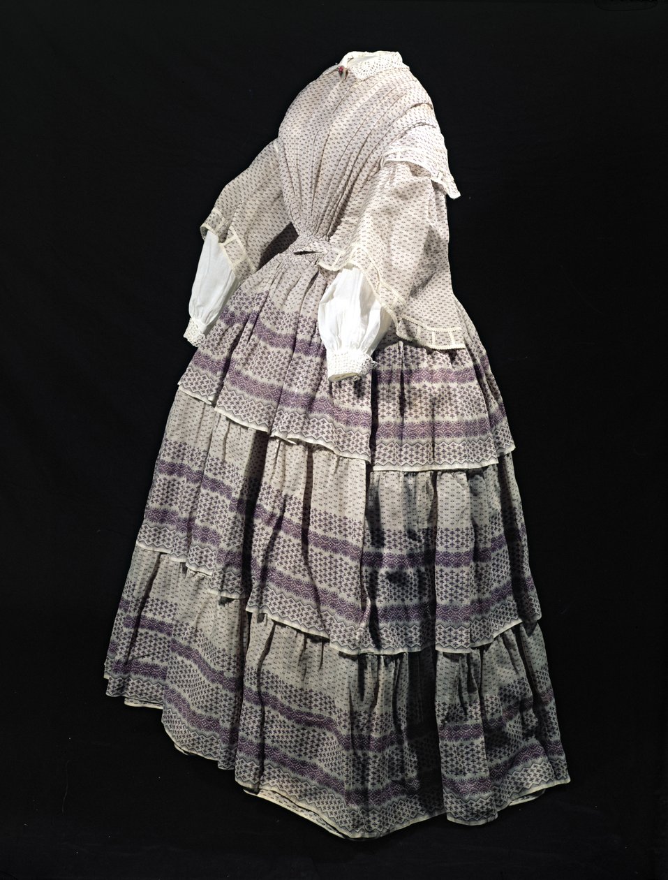 Kabarık etek, 1850-60 (baskılı muslin) by English School