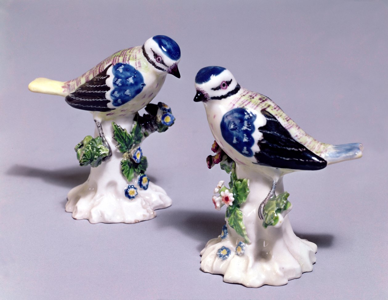 Bluetitlerin derbi figürleri, c.1760 (porselen) by English School