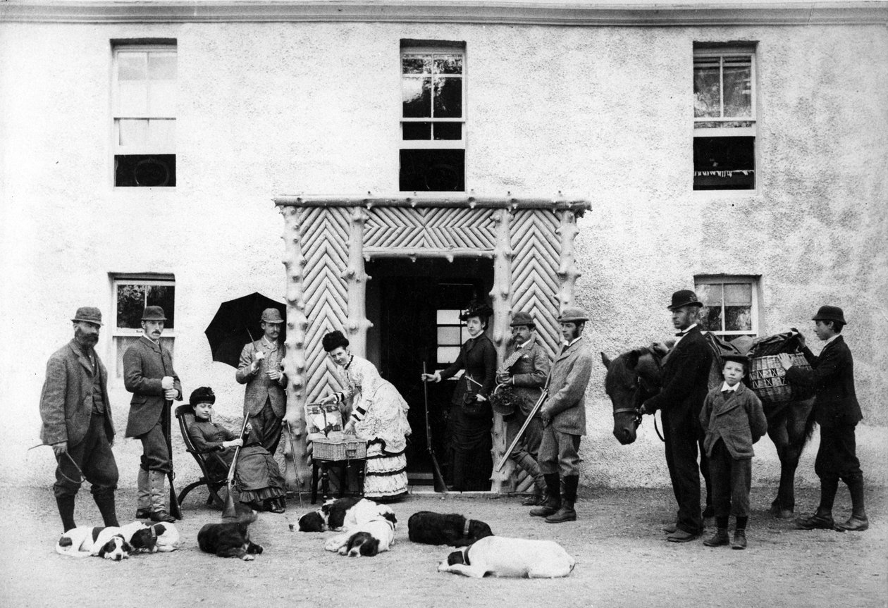 Bir Kır Evi Atış Partisi, 1890 dolayları by English Photographer