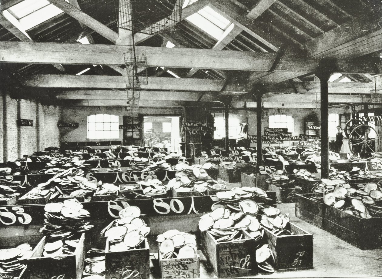 Bull Wharf, Shell Warehouse