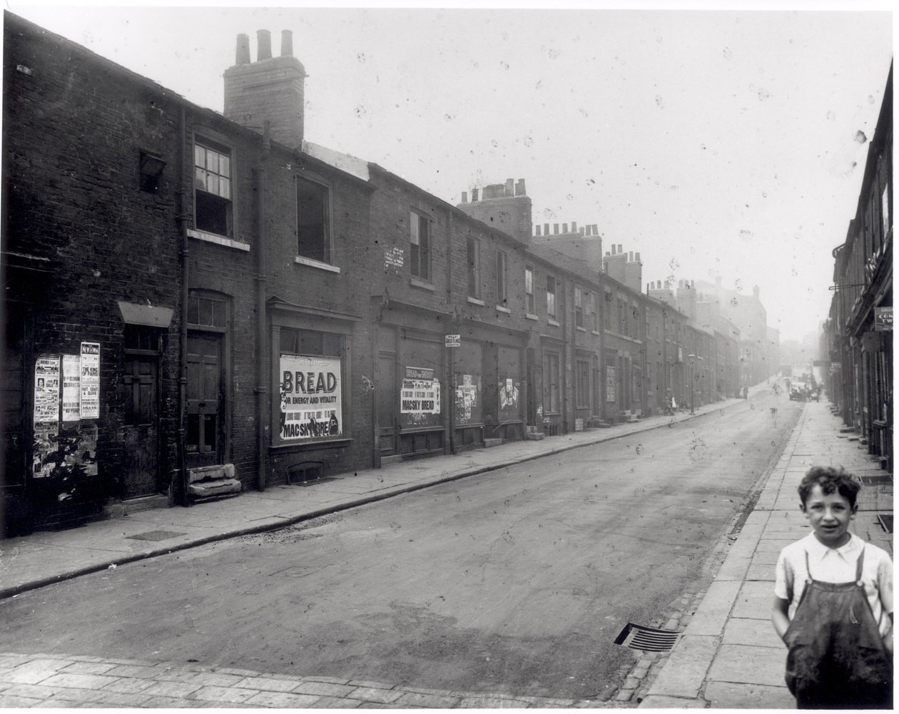 Byron Caddesi, Leylands, Leeds, 14 Ağustos 1935 by English Photographer