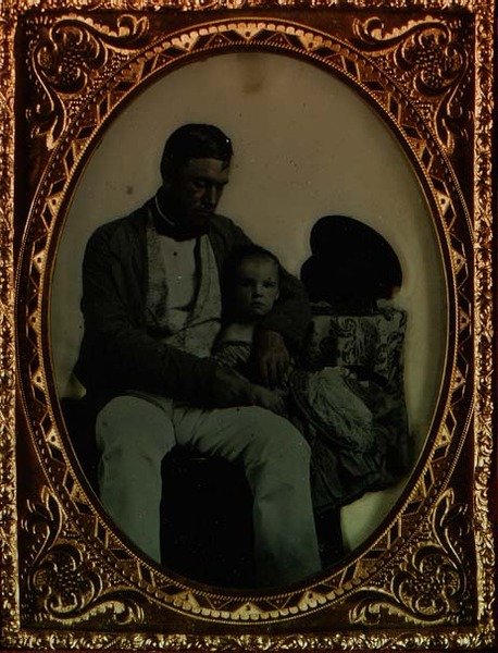 Baba ve Çocuk, c.1850 (ambrotype_ by English Photographer