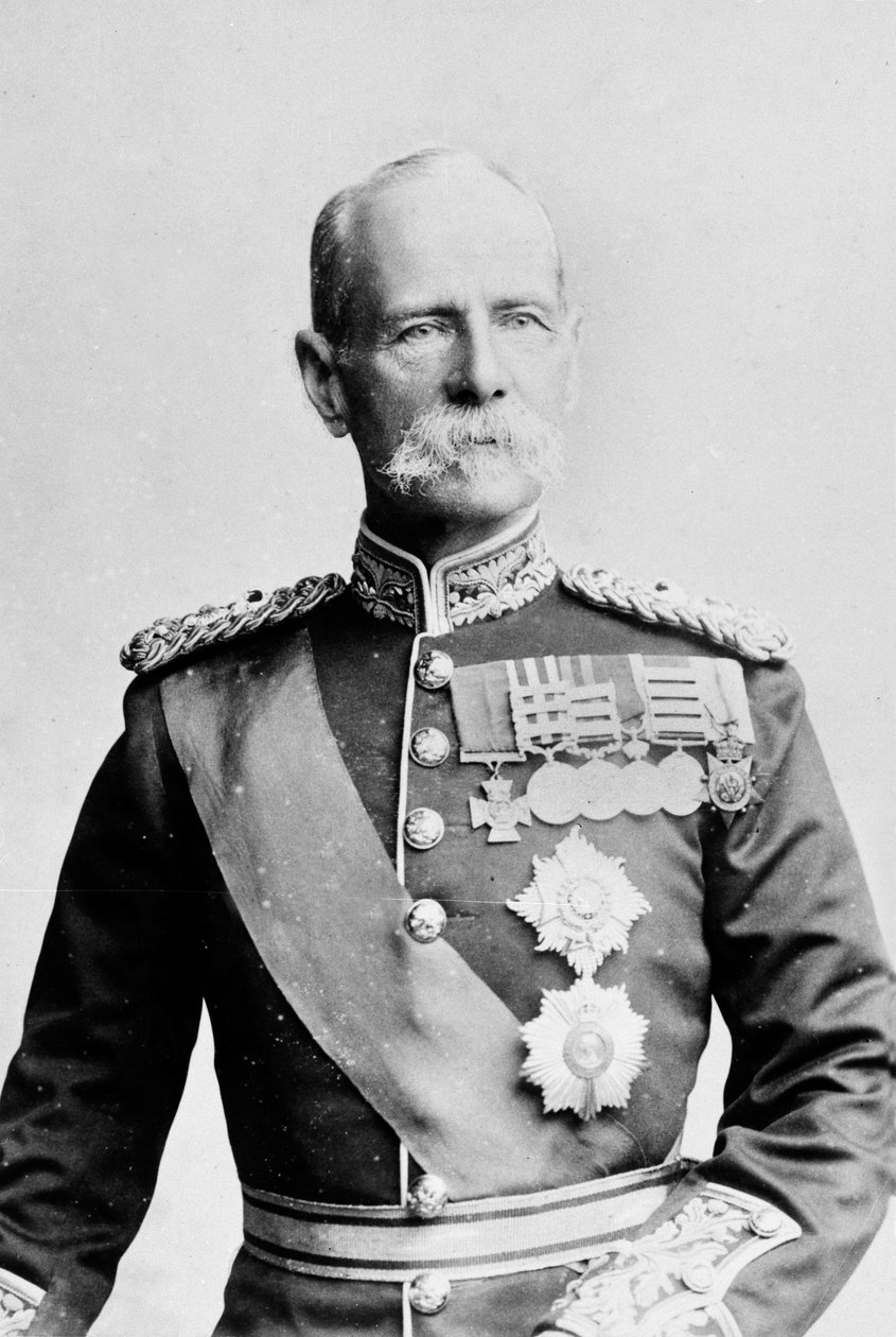 Mareşal Lord Roberts (1832-1914), tam elbiseli, 1895 dolayları by English Photographer