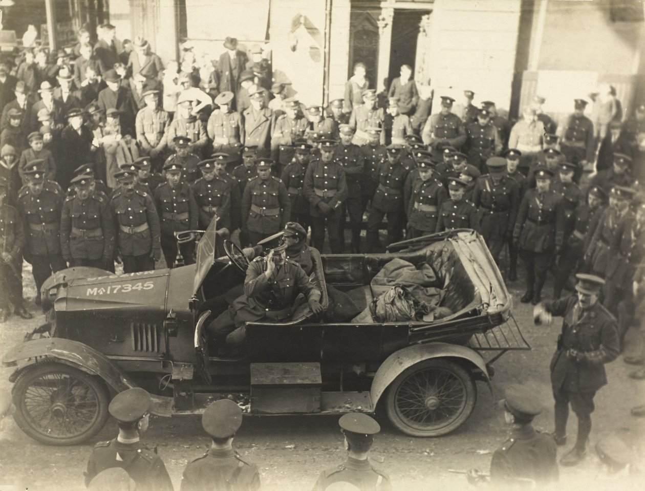 Birinci Dünya Savaşı, Batı Cephesi, 1914-18 ile ilgili 134 fotoğraftan oluşan bir albümden by English Photographer