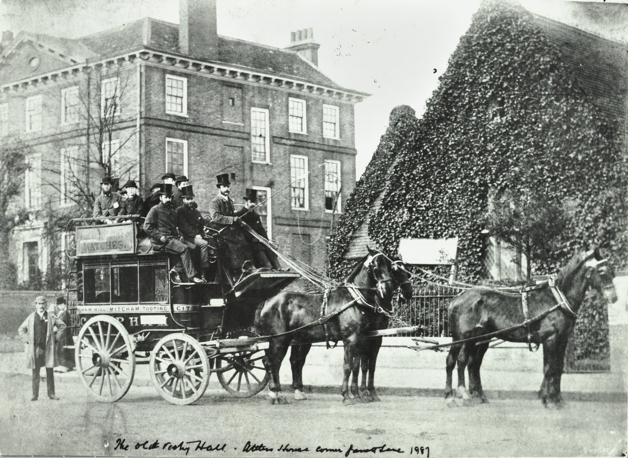 Garratt Lane: Eski Vestry Hall, 1887 by English Photographer