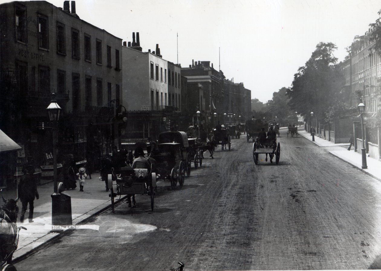 Kensington High Street, Londra by English Photographer
