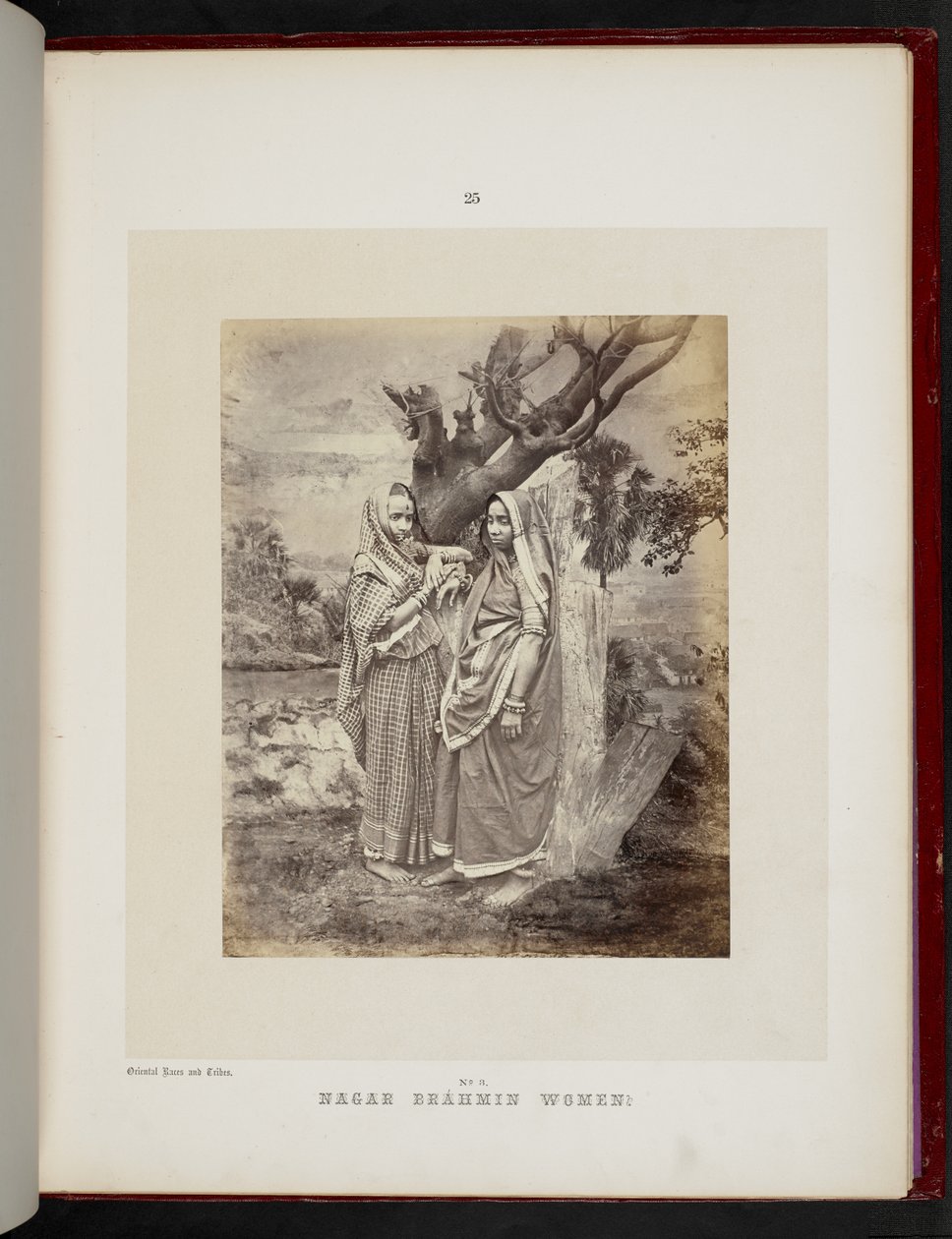 Nagar Brahman Kadınlar, Bombay by English Photographer