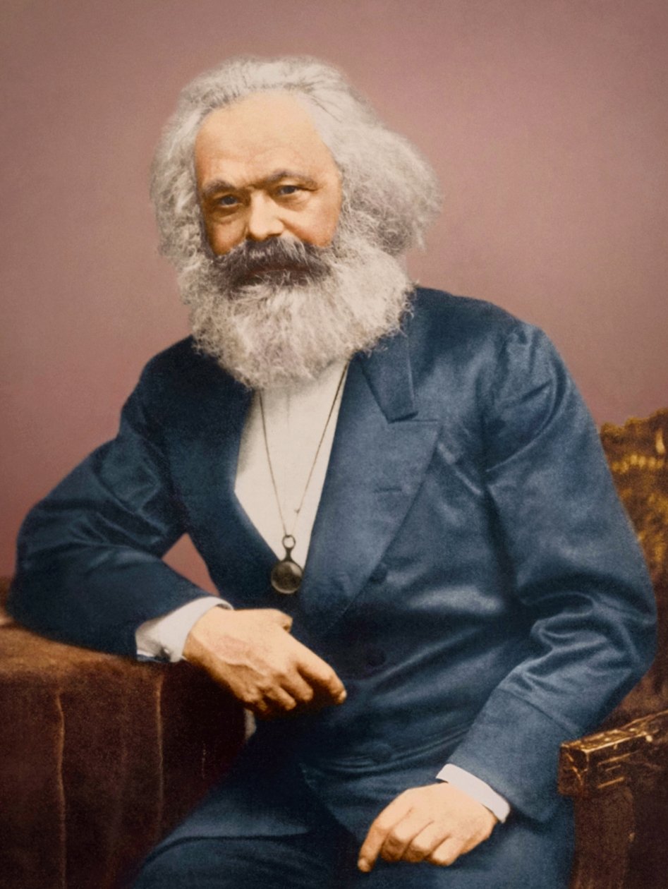 Mavi takım elbiseli Karl Marx portresi (fotoğraf) by English Photographer