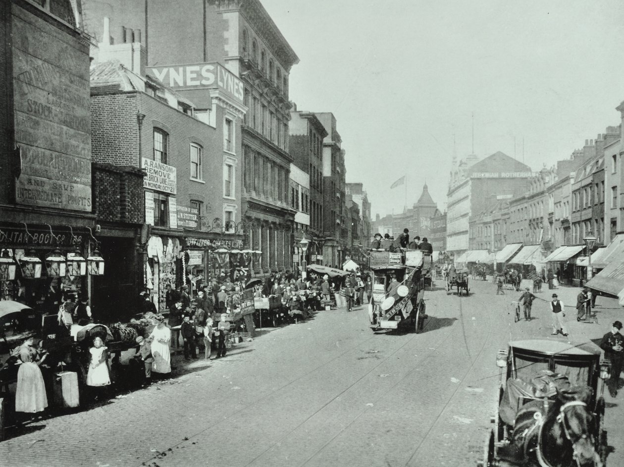 Shoreditch High Street: kuzeye bakış, 1896 by English Photographer