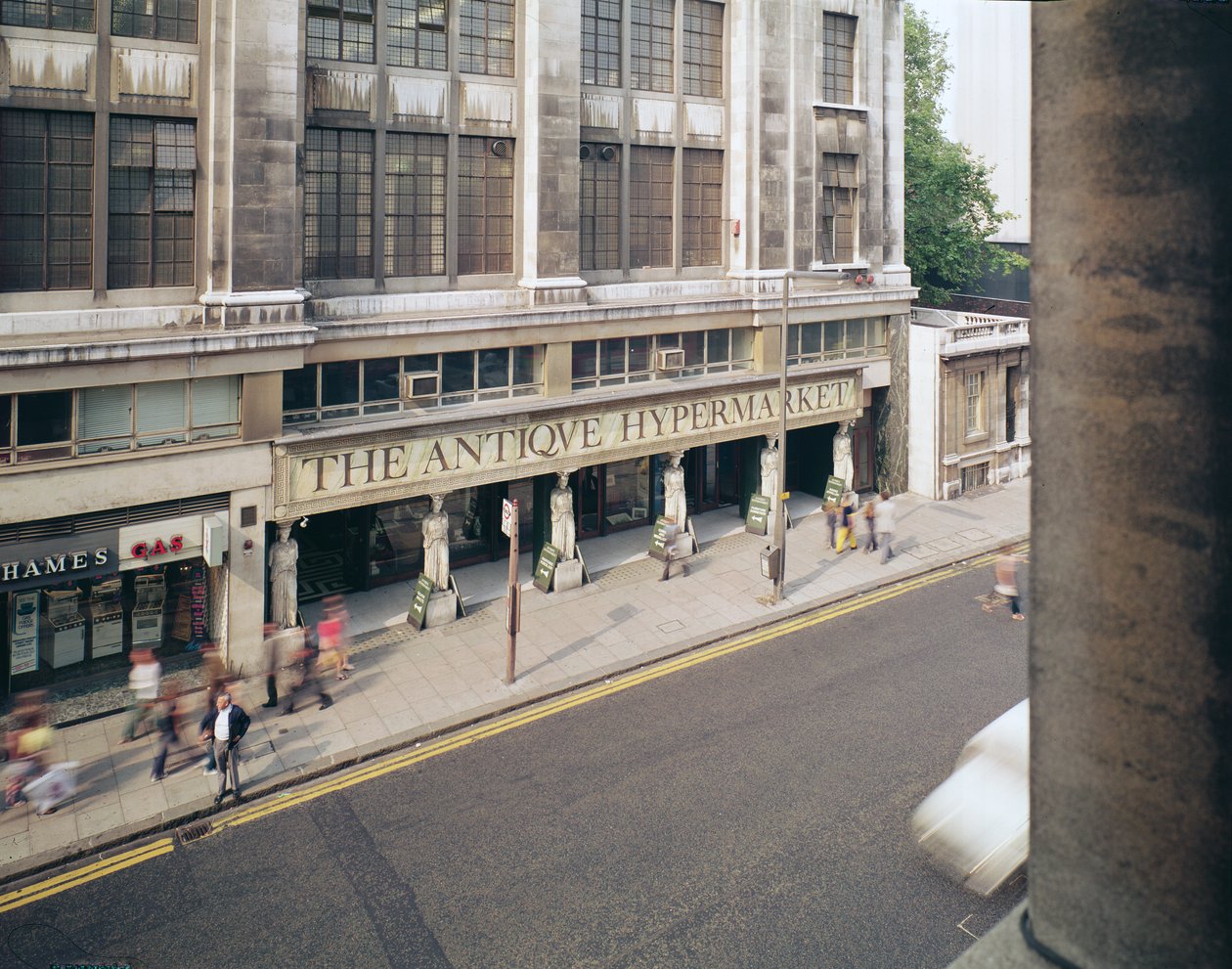 Antik Hipermarket, Kensington High Street by English Photographer