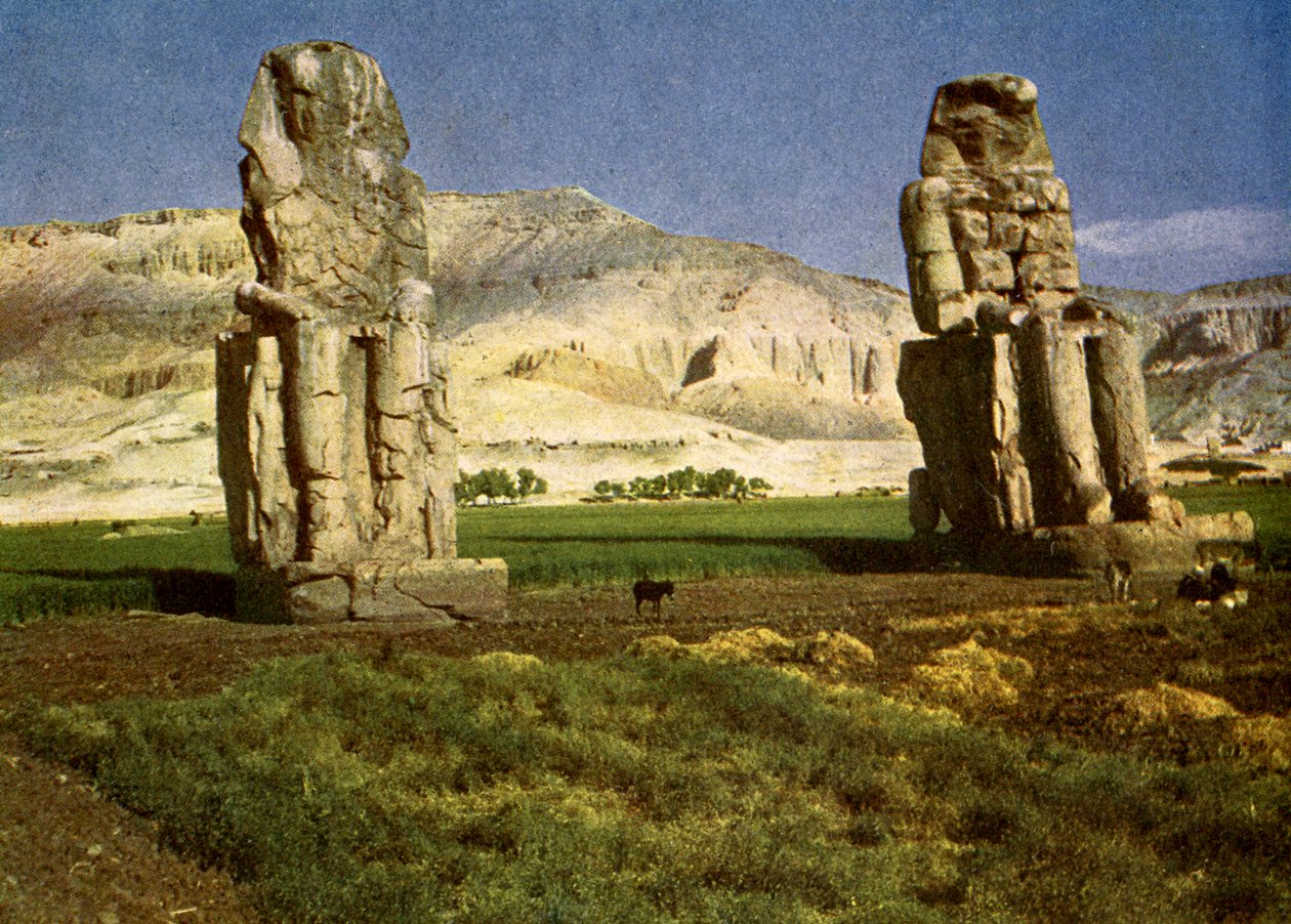 Thebes, Mısır yakınlarındaki Memnon Heykeli. by English Photographer