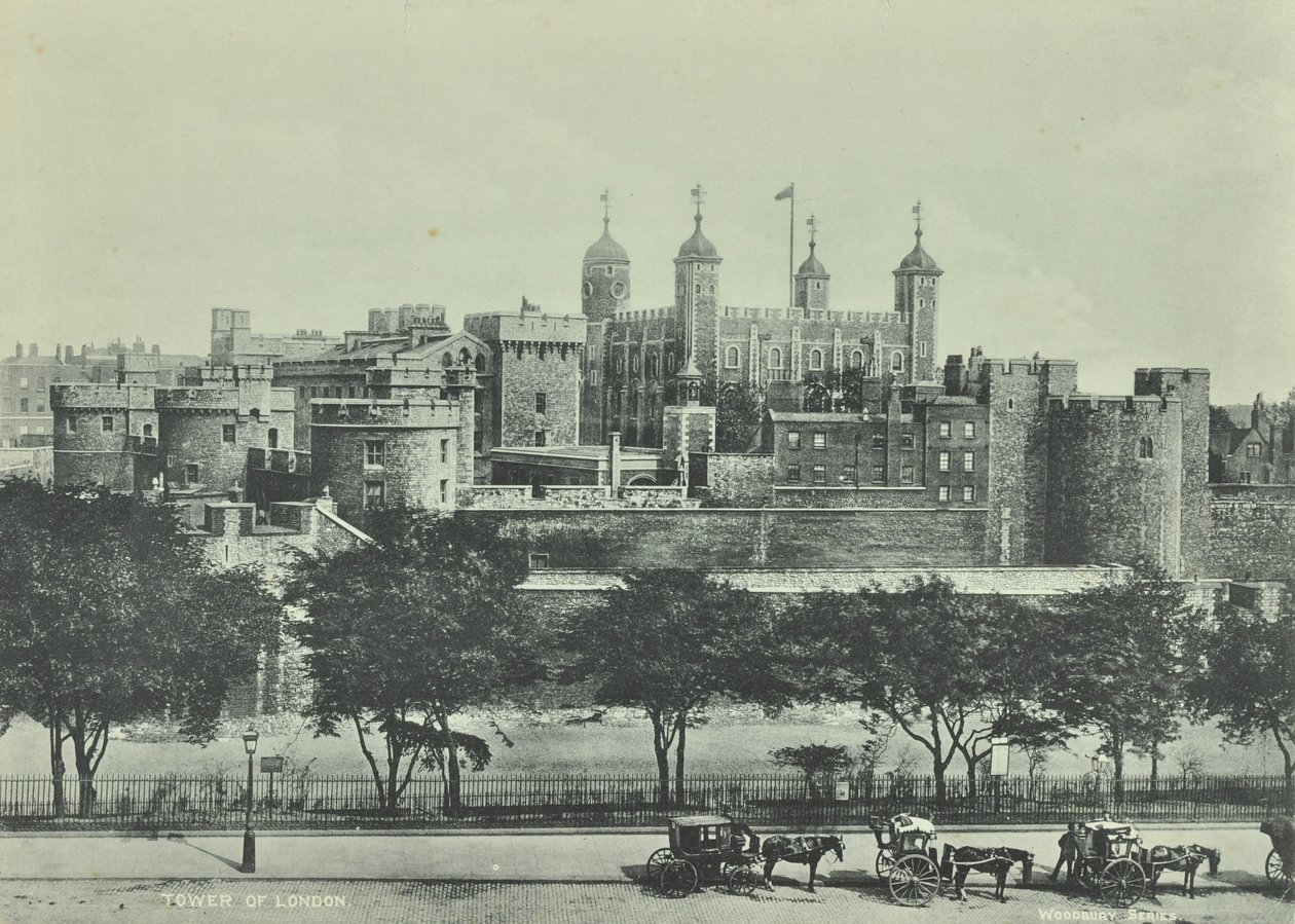 Londra Kulesi, Tower Hill, 1890 by English Photographer