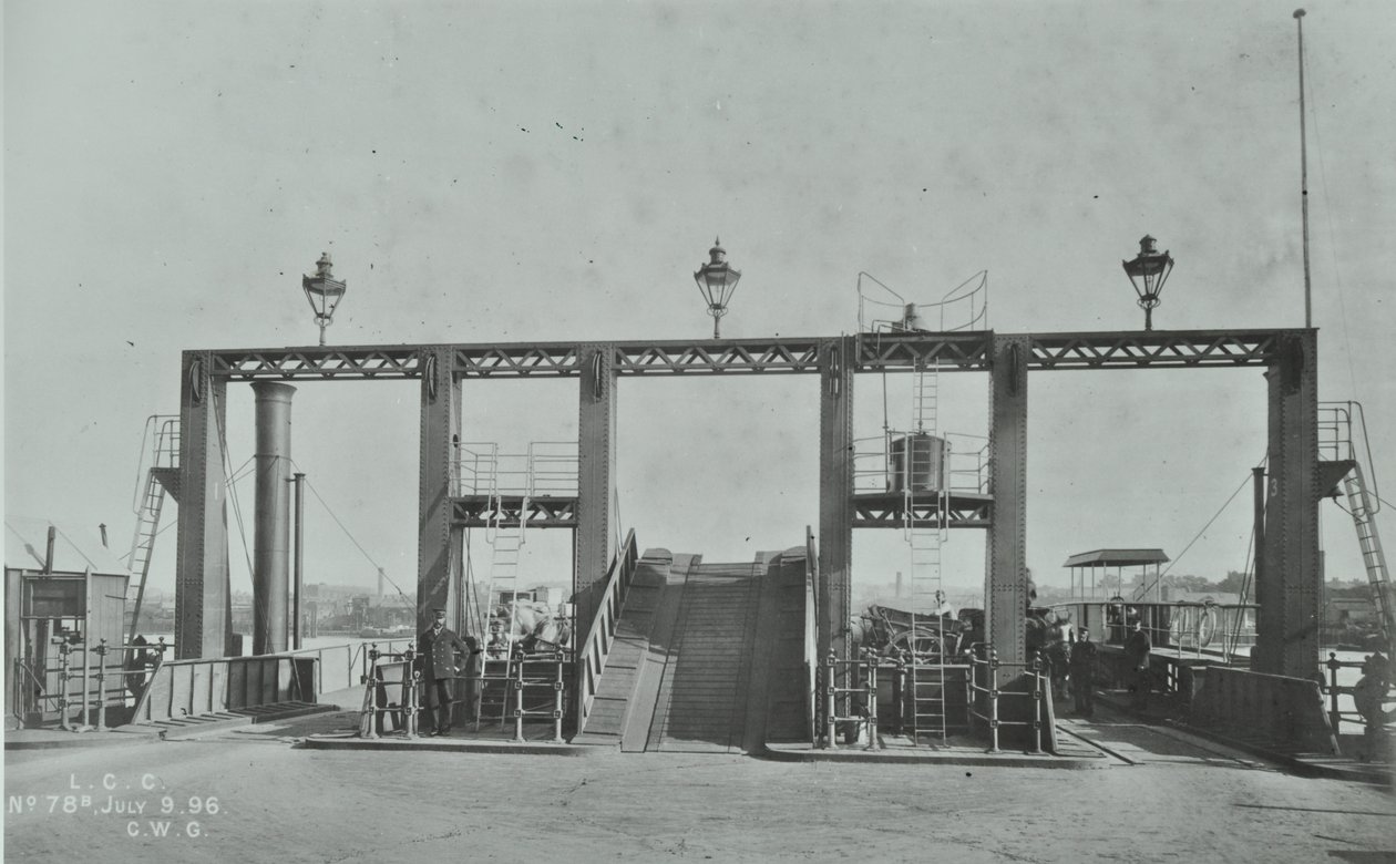 Woolwich Feribotunun Görünümü , 1896 by English Photographer