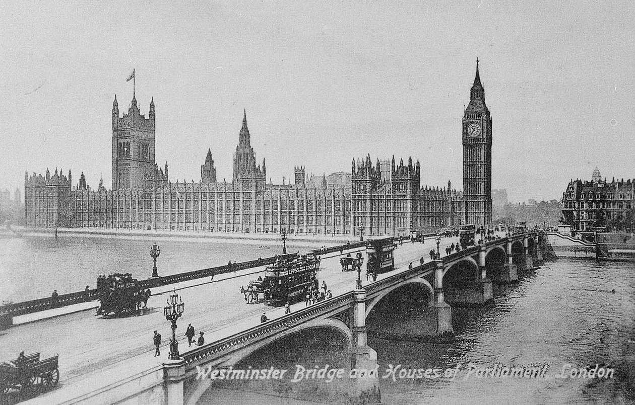 Westminster Köprüsü ve Parlamento Binası, c.1902 by English Photographer