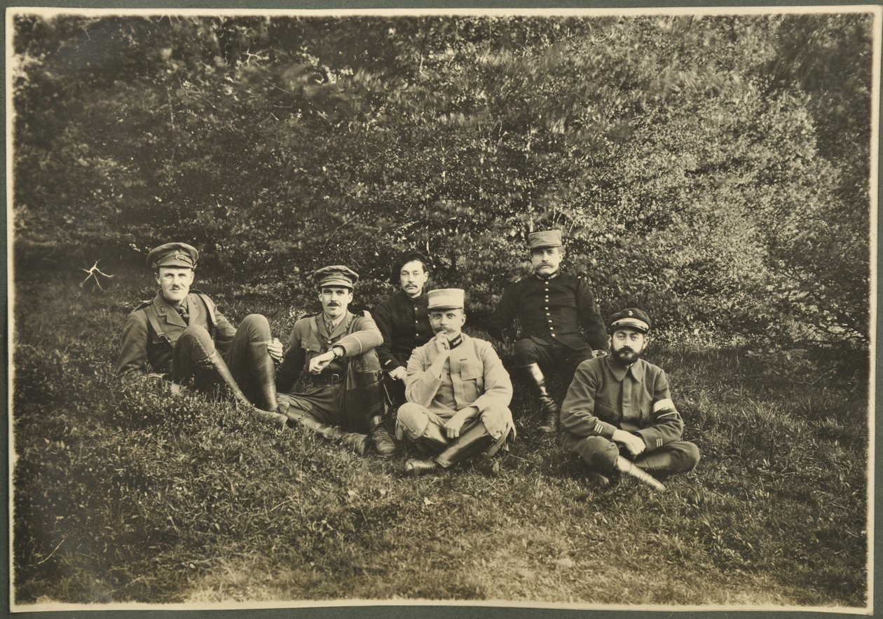 William Lawrence Bragg ve Harold Roper Robinson ve diğerleri, Vosges, 1915 by English Photographer