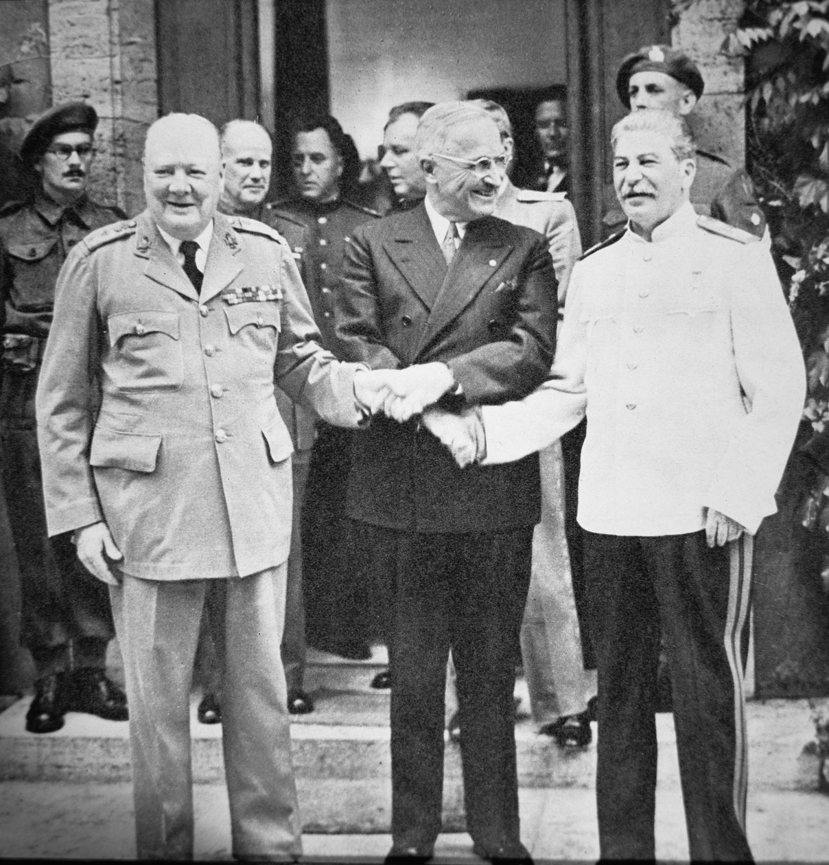 Winston Churchill (1874-1965) Başkan Truman (1884-1972) ve Joseph Stalin (1879-1953) Potsdam Konferansı