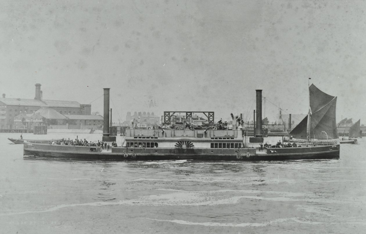 Woolwich Feribotu: nehirde feribot, 1896 by English Photographer