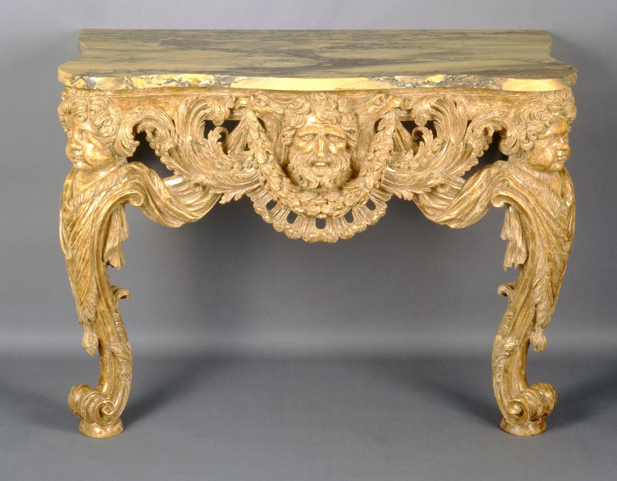 Bir George II Konsol Masası, c.1740 (oyma ahşap) by English School