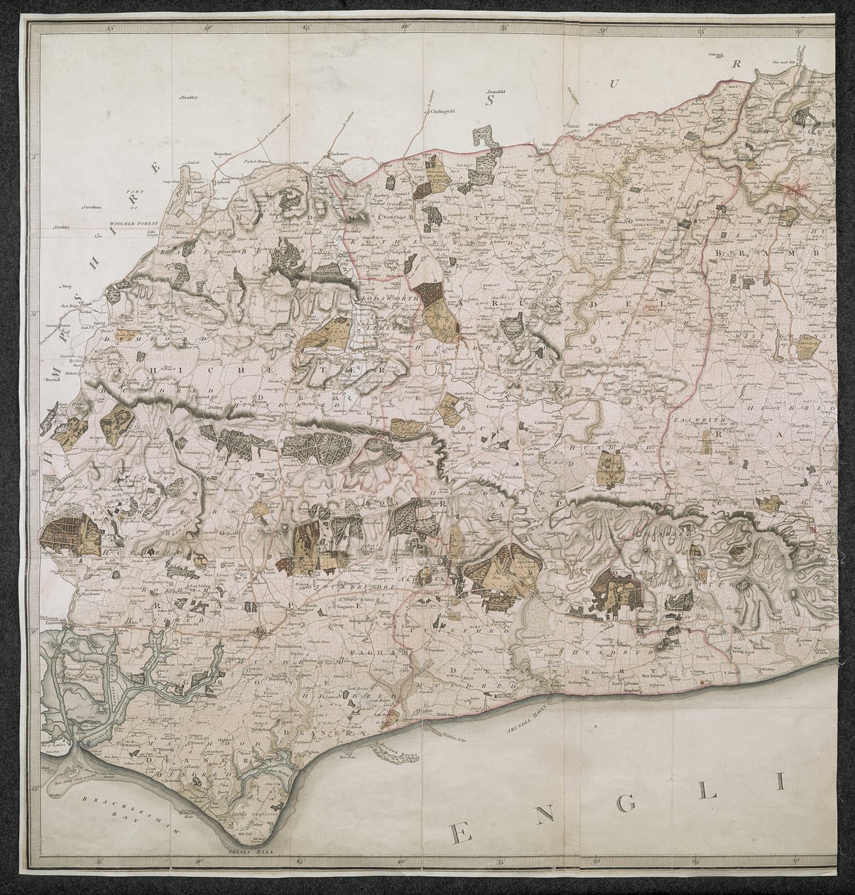 Sussex İlçesinin Topografik Haritası, Tecavüzler, Deanries ve Yüzlerce. Gerçek bir Anketten bir inçten bir kanun miline kadar bir ölçekte planlanmıştır by English School