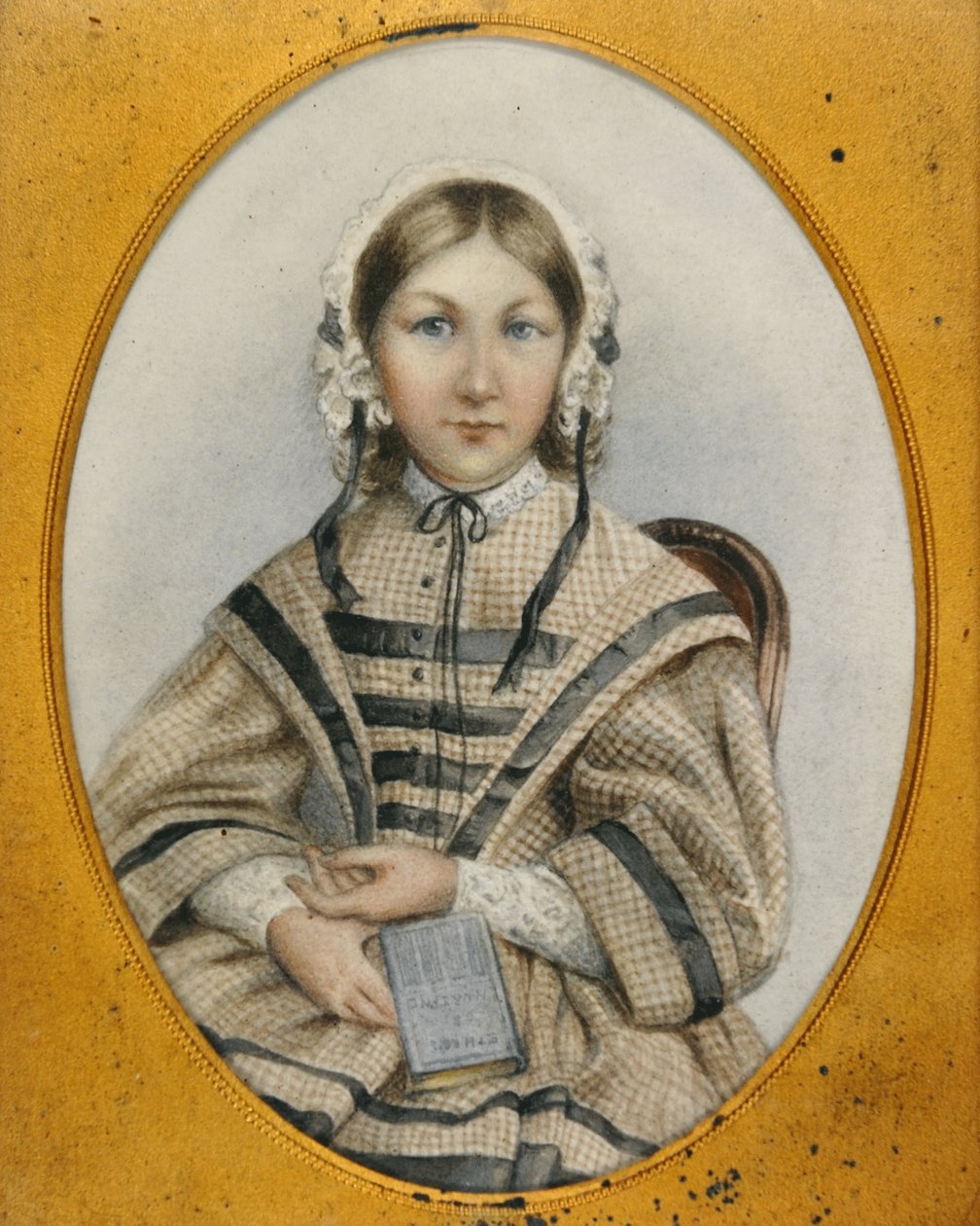 Oval çerçeve içinde genç bir Florence Nightingale (minyatür) by English School