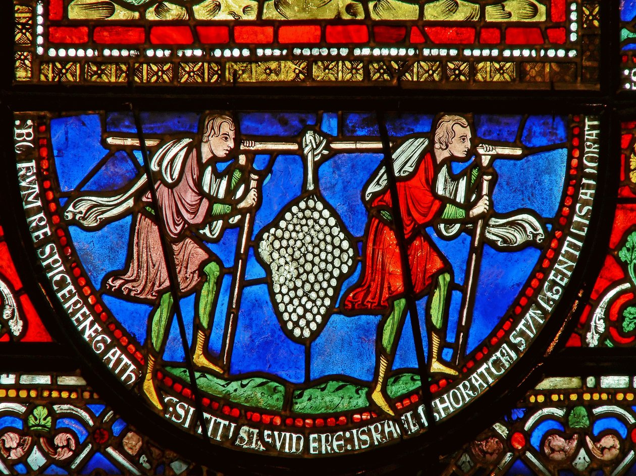 Casusları ve üzümleri tasvir eden Trinity Şapeli