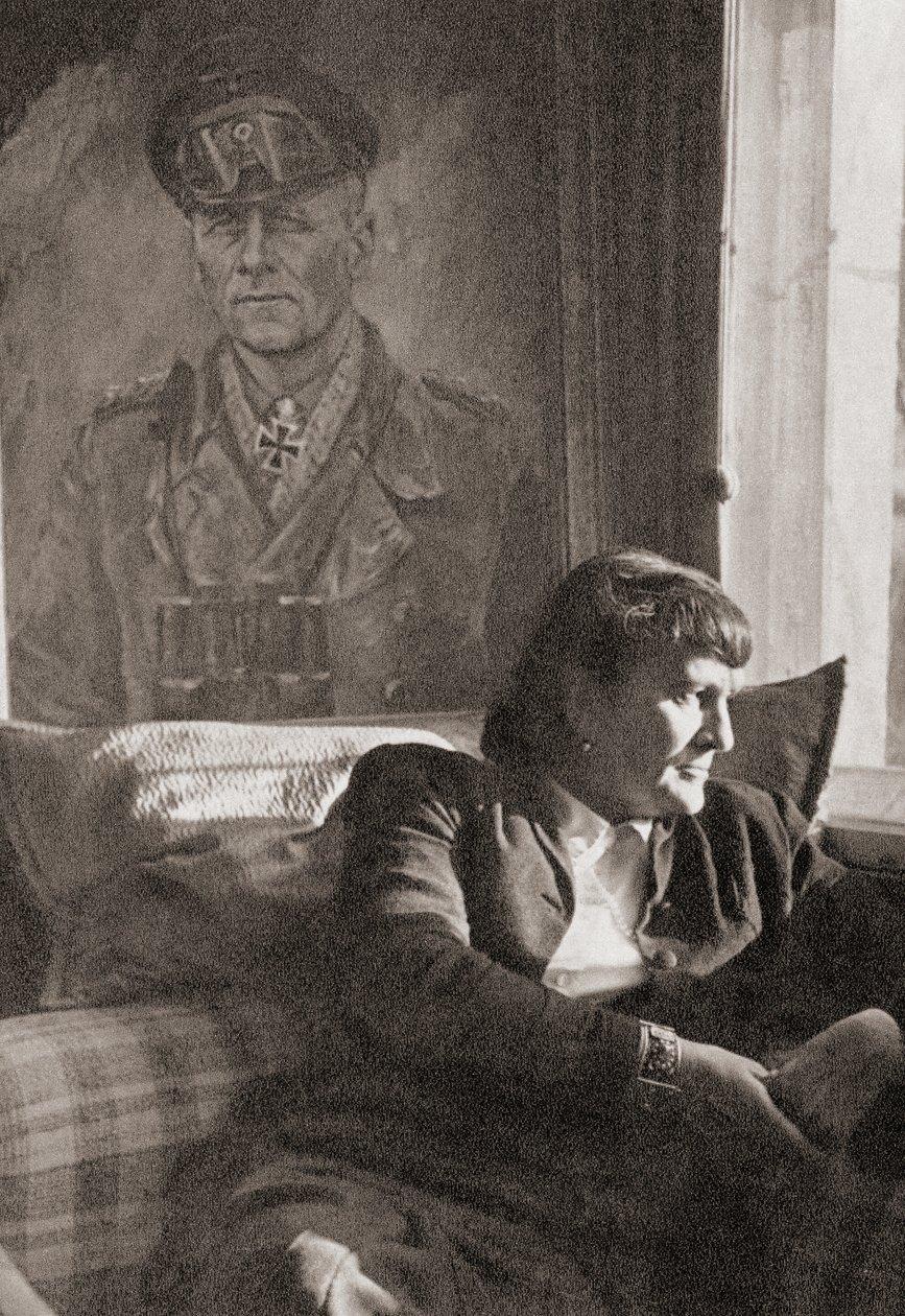 Bayan Rommel by English School