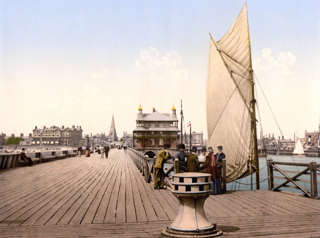 Pier Pavilion, Lowestoft (el ile renklendirilmiş fotoğraf) by English School