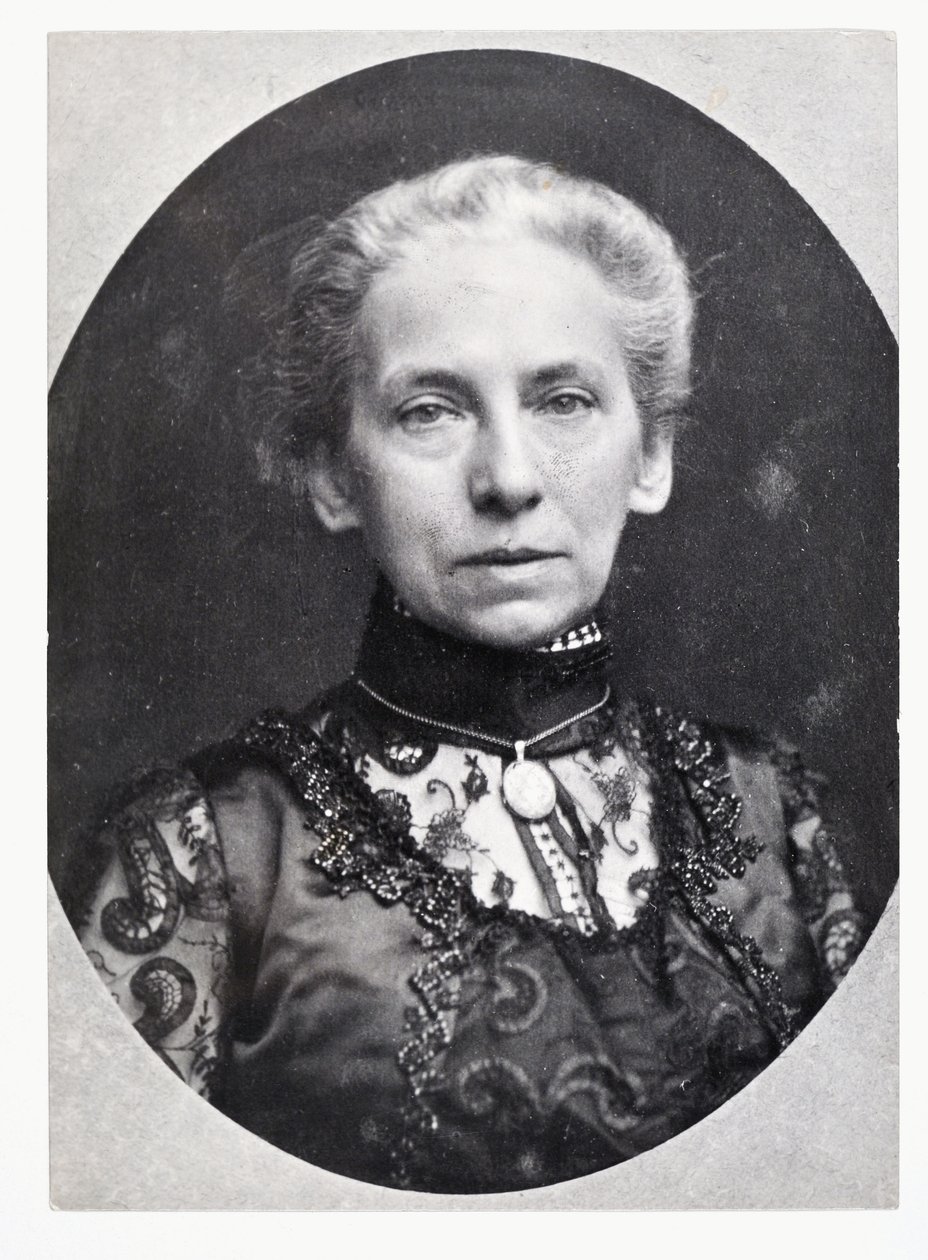 Rebecca Strong