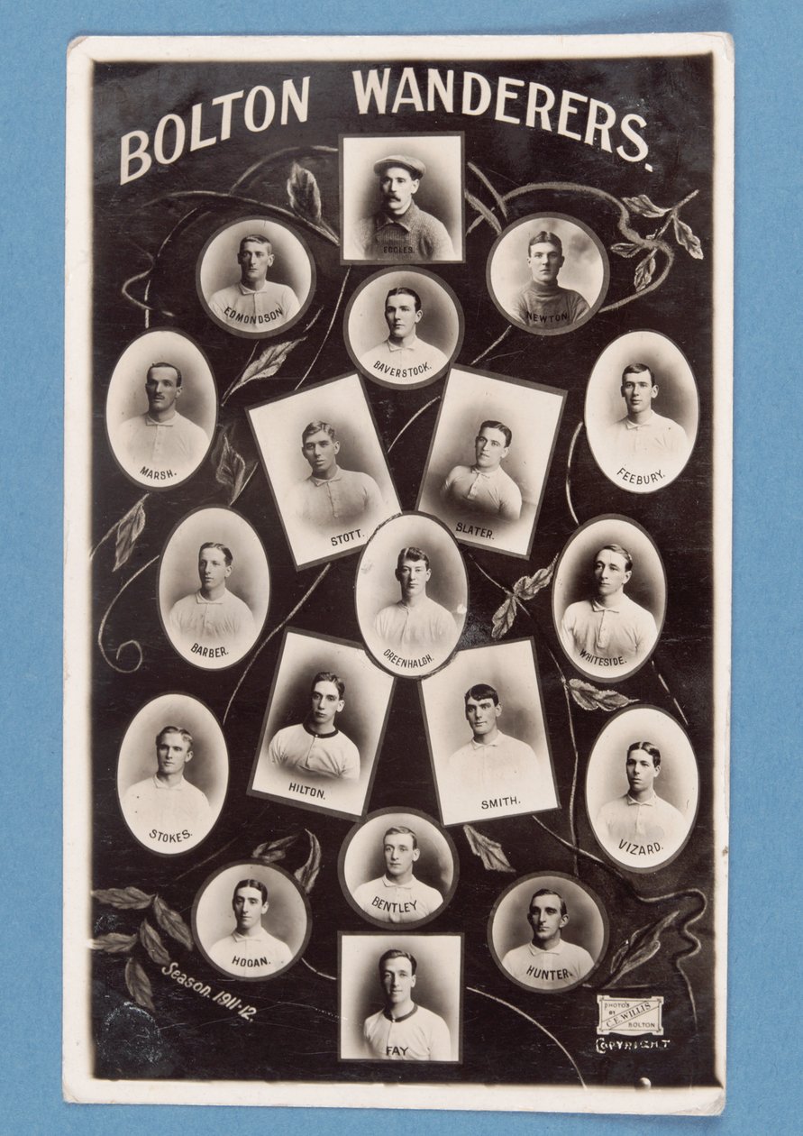 Bolton Wanderers FC oyuncularının kartpostalı, sezon 1911-12 (bw litho) by English School
