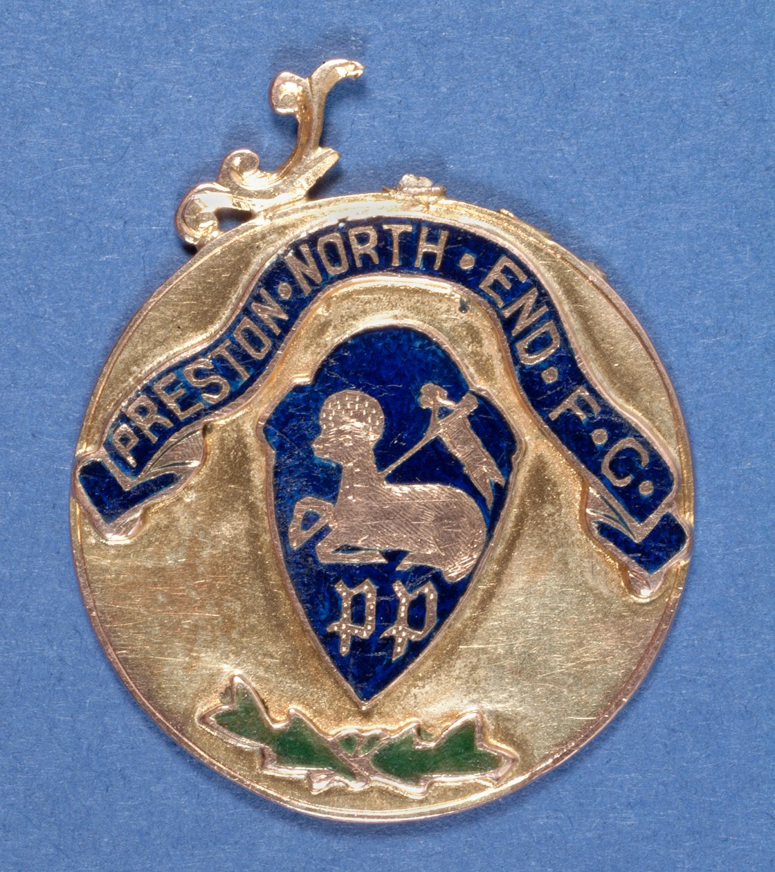Preston North End Futbol Kulübü Madalyası, 1897-98 (metal) (ayrıca bkz. 315001) by English School