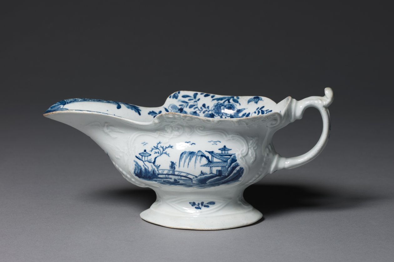 Sos Teknesi, muhtemelen Worcester Porselen Fabrikası veya Bristol Porselen Fabrikası tarafından yapılmıştır, c.1752 by English School